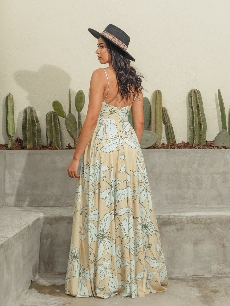 Sublime Orchid Maxi Dress – Silk Blend Flowy Elegance Small Sublime Orchid Maxi Dress – Silk Blend Flowy Elegance Small